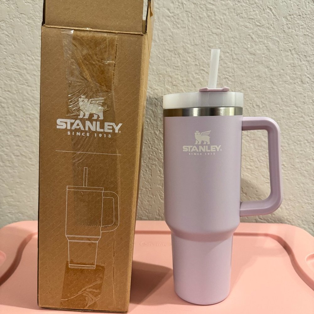 Stanley 40 oz in Orchid, Rare Color